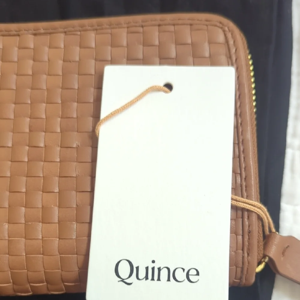 Quince Brown Woven Wallet - Picture 10 of 10